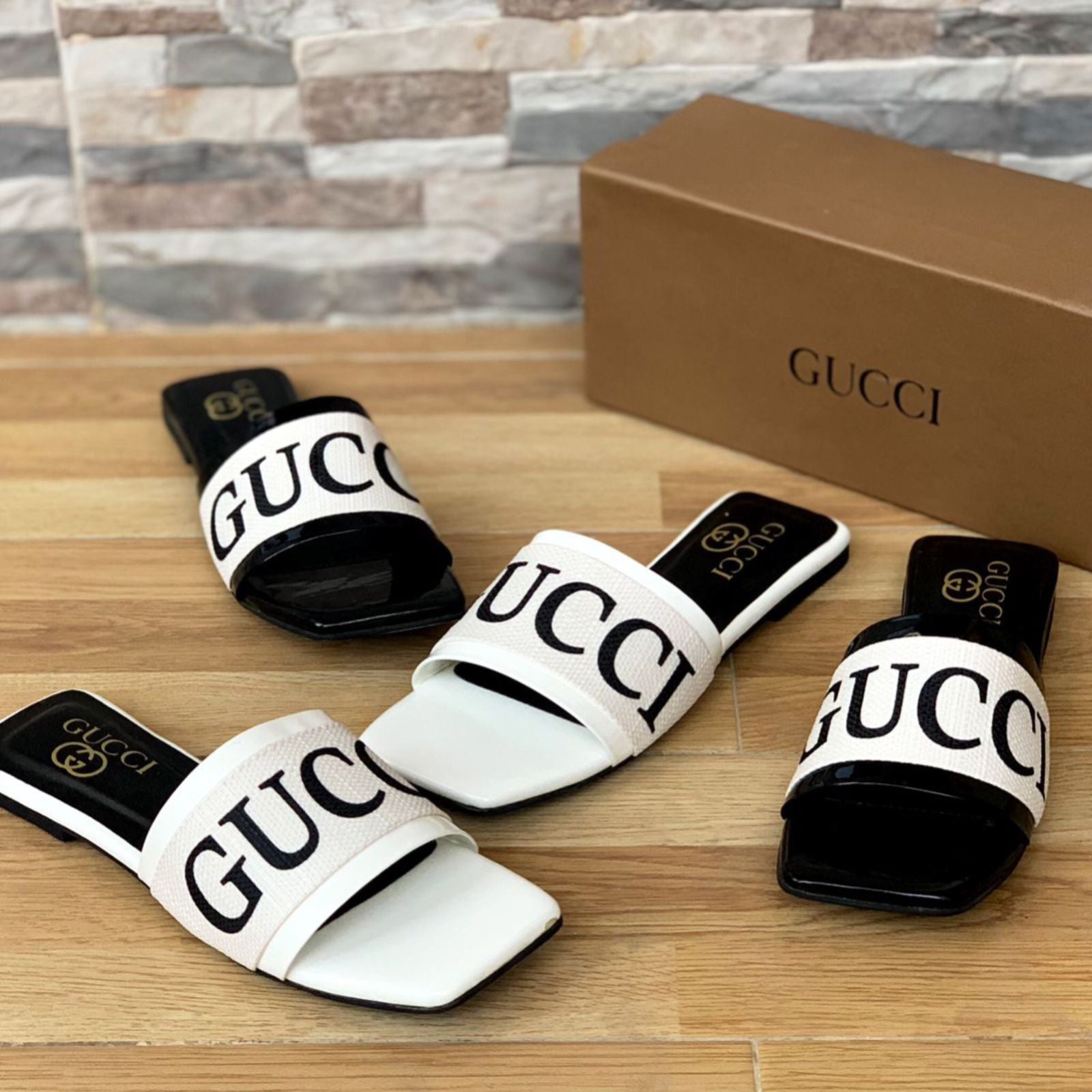GUCCi Designing Flat Slipper