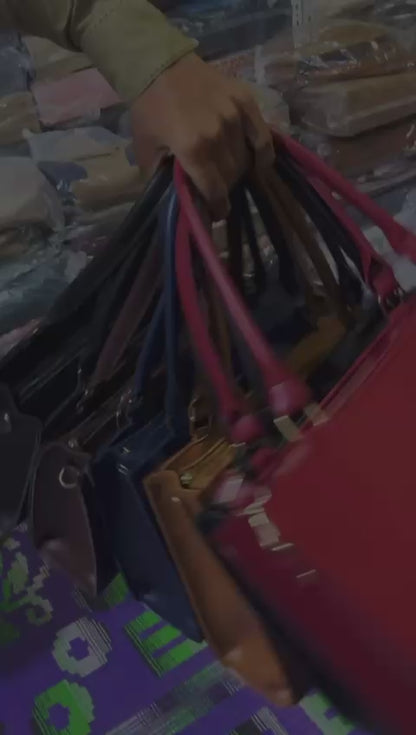 Artistic Hijab Lady Design – Elegant Tote with Detachable Strap